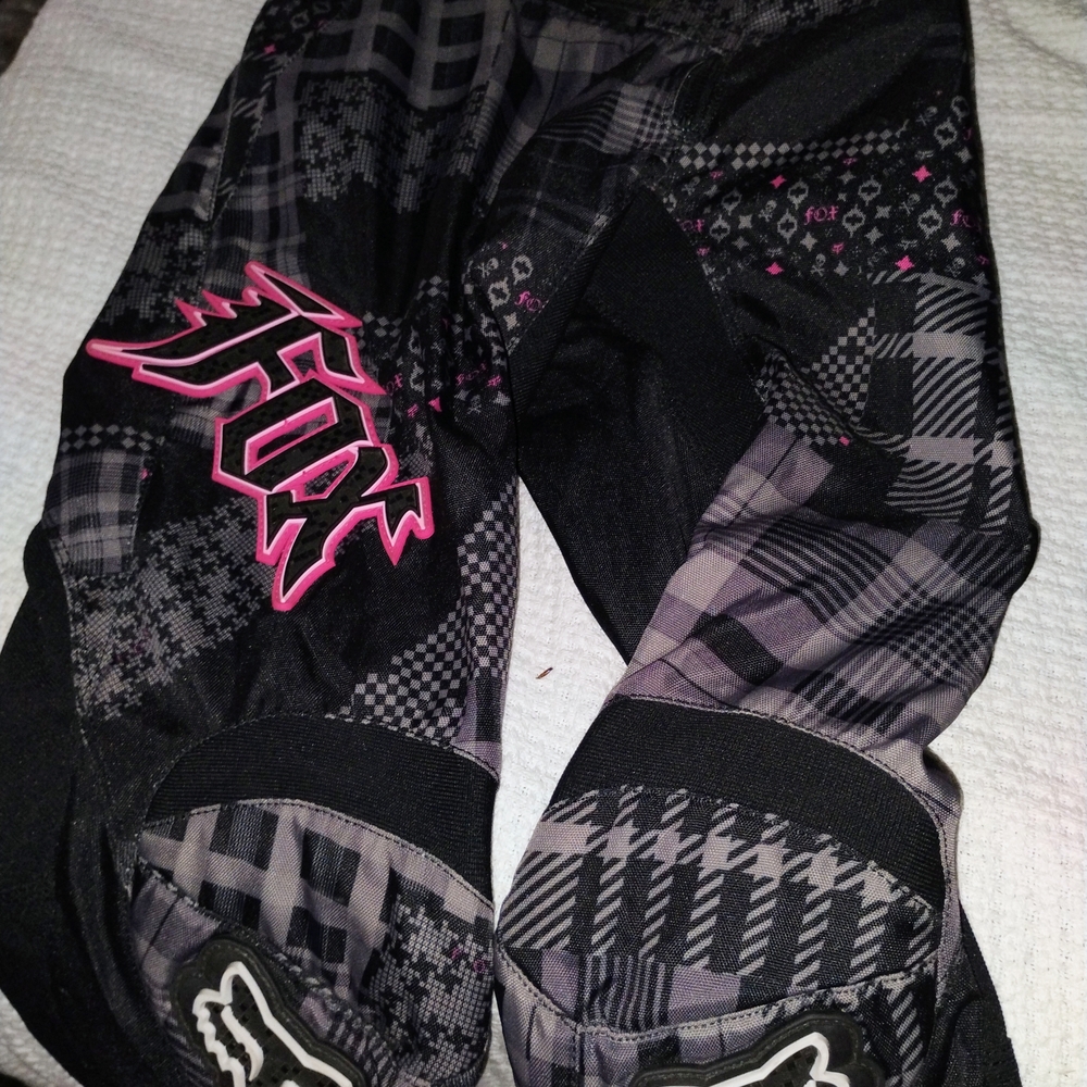 Fox Women's Black and Pink Patterned Pants